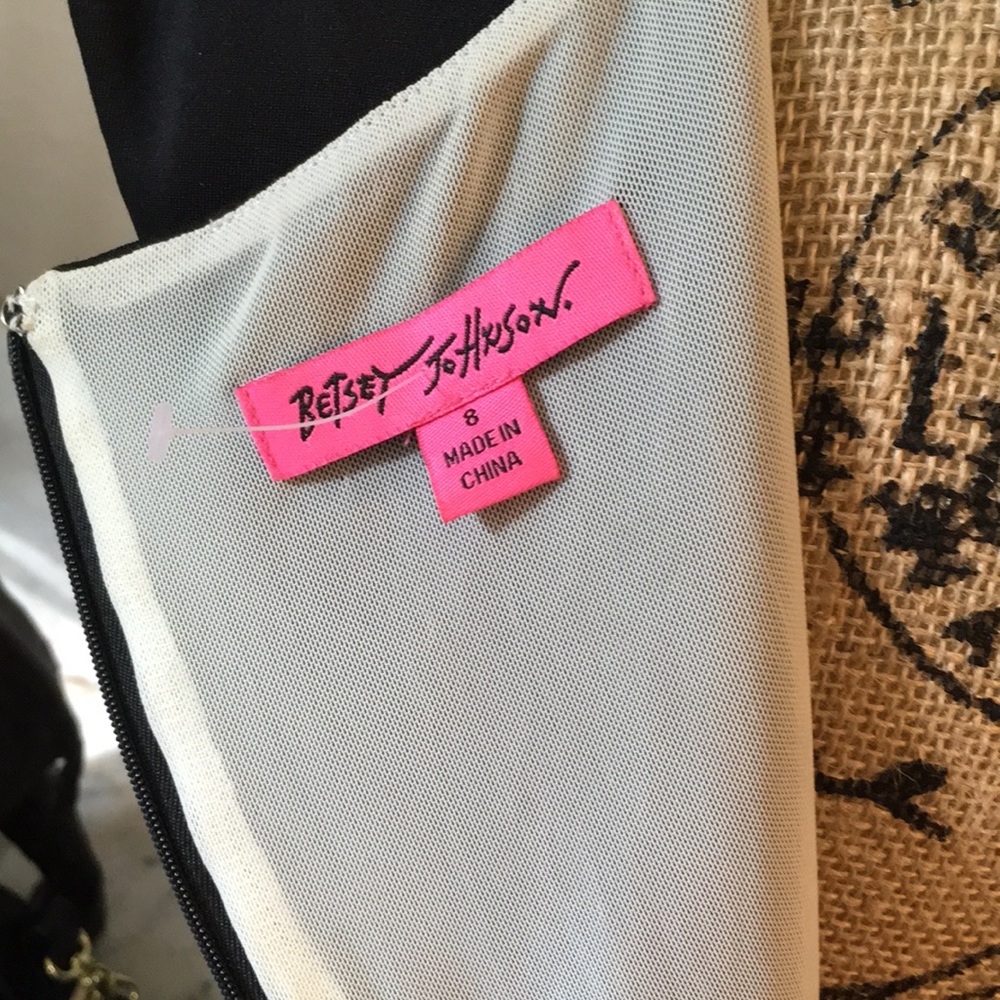 Betsey Johnson Black Laser Cut Ivory Lined Shift 8 - Picture 8 of 8
